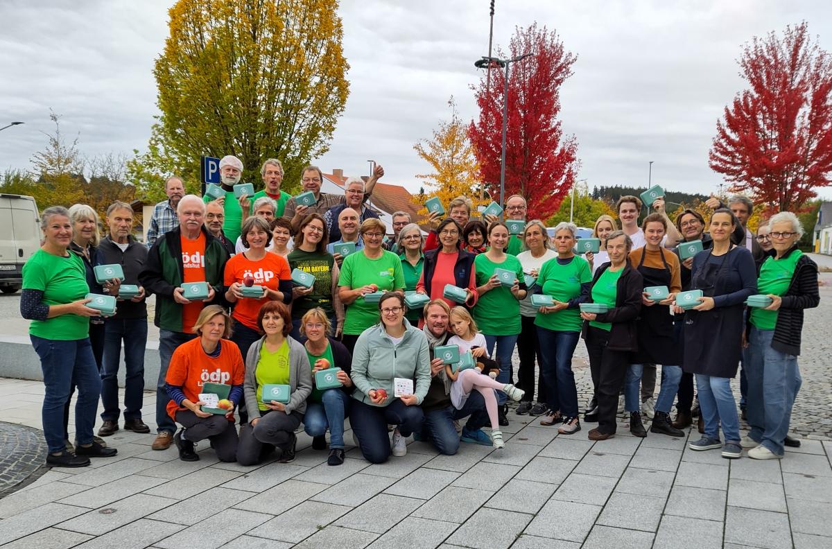 Gruppenfoto mit den Helfern der Aktion