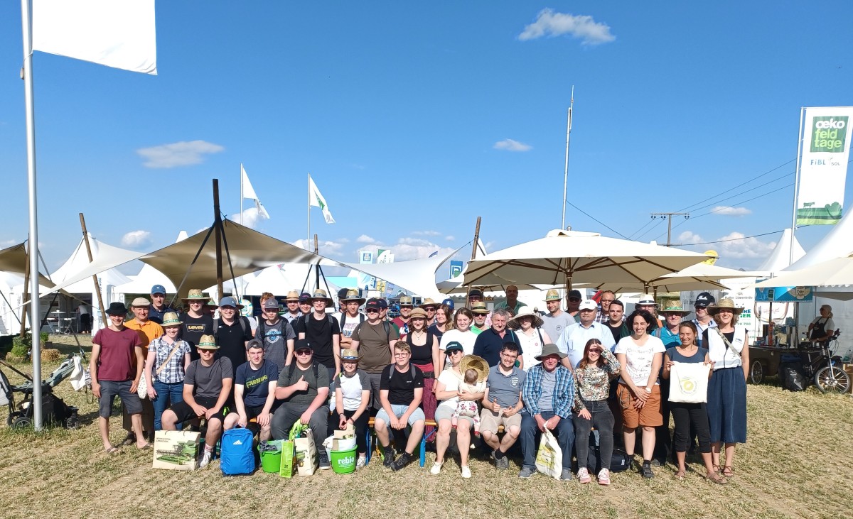 Gruppenbild Teilnehmer der Busexkursion