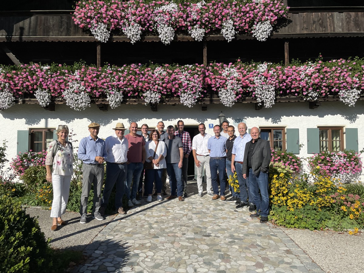 Besuch der ILE an Rott und Inn bei der ILE-Gemeinde Kirchanschöring und der ÖMR Waginger See - Rupertiwinkel