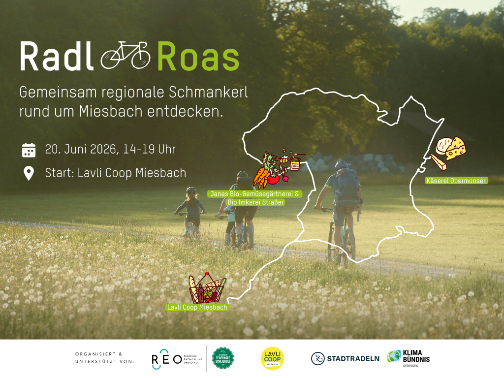 Familie beim Radfahren