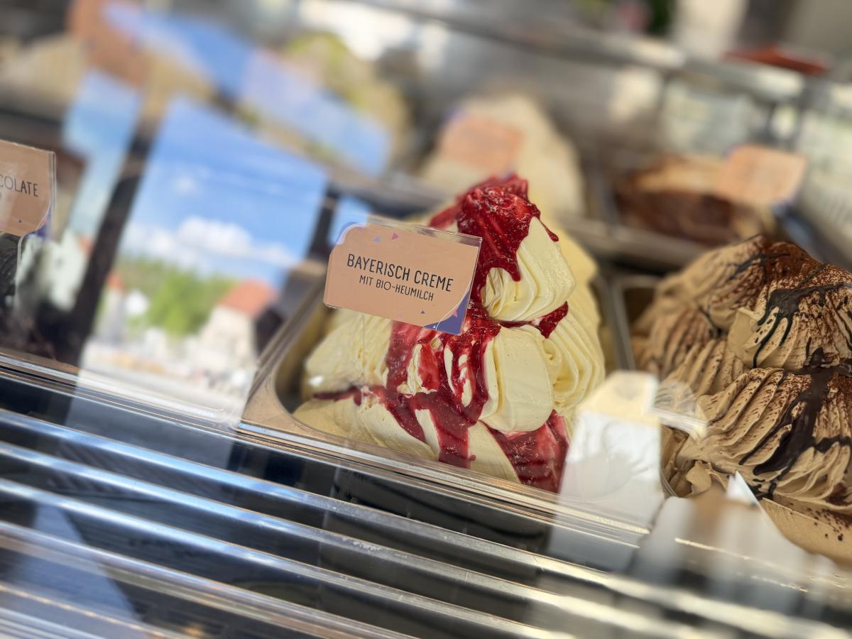Eiscreme aus Bio-Heumilch