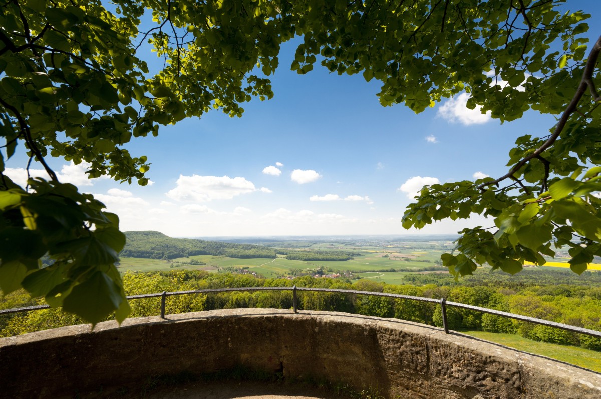 Ausblick von der Giechburg im Frühling
