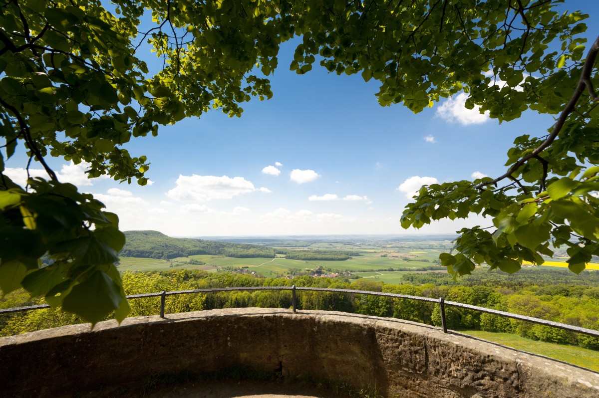 Ausblick von der Giechburg im Frühling