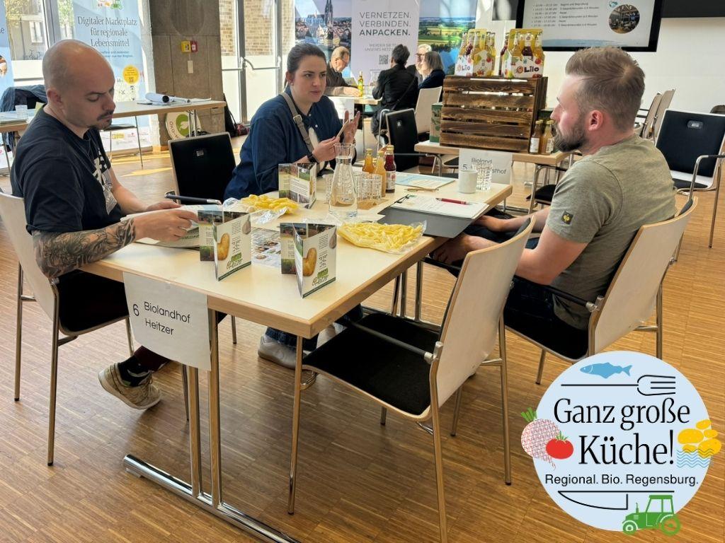 Abnehmer und Erzeuger im Gespräch