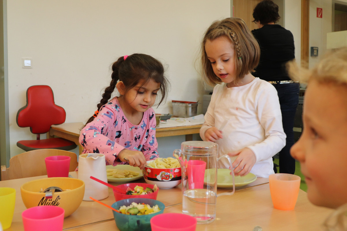 Kinder KITA Mittagessen