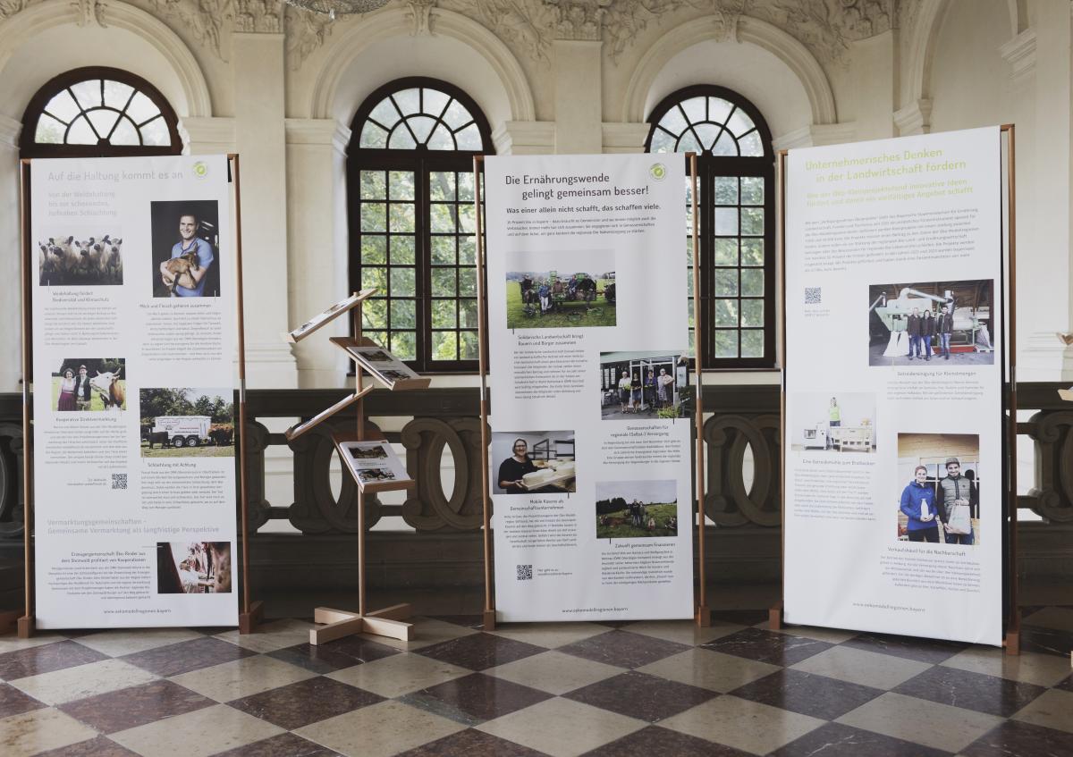 Wanderausstellung - 10 Jahre Öko-Modellregionen Bayern