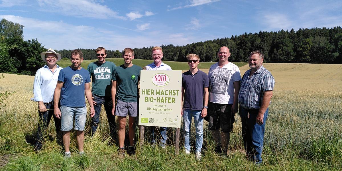 Felderbegehung für Biohaferanbau in Saaldorf-Surheim.