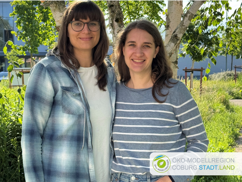 Bringen die neue Öko-Modellregion Coburg auf den Weg: Die Projektmanagerinnen Annabelle Menzner und Hanna Fischer.