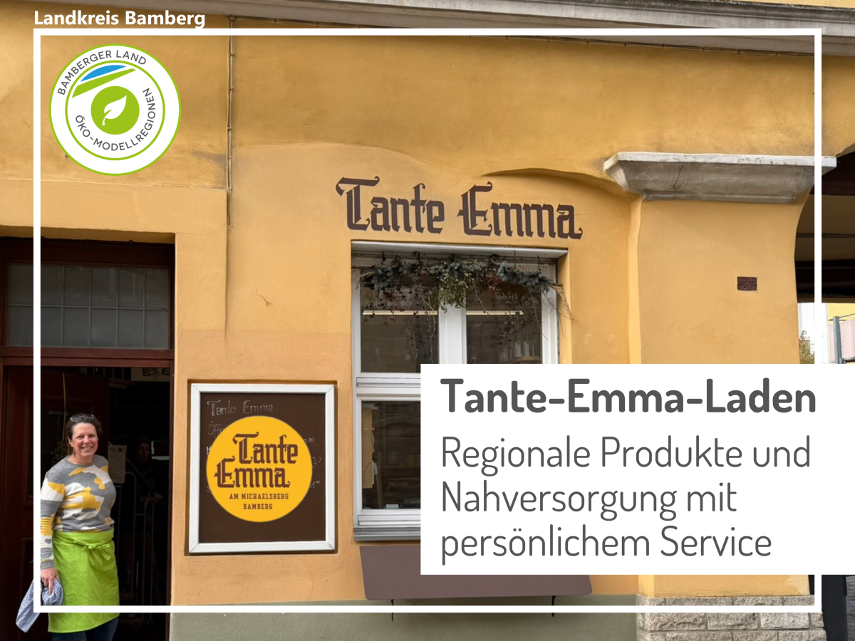 Frau steht vor einer geöffneten Ladentür