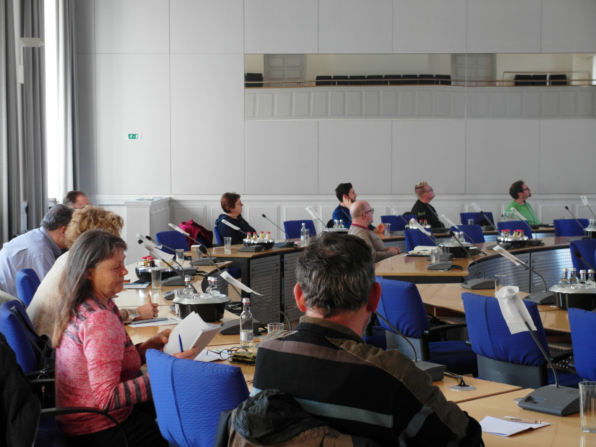 Große Teilnehmerrunde beim Zertifizierungsworkshop-AHV im neuen Rathaus