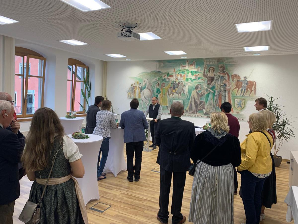 Sektempfang am 20. Tännesberger Regionalmarkt im Rathaus