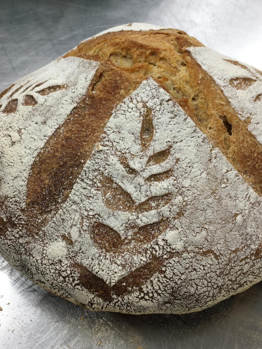 Brot selbstgebacken