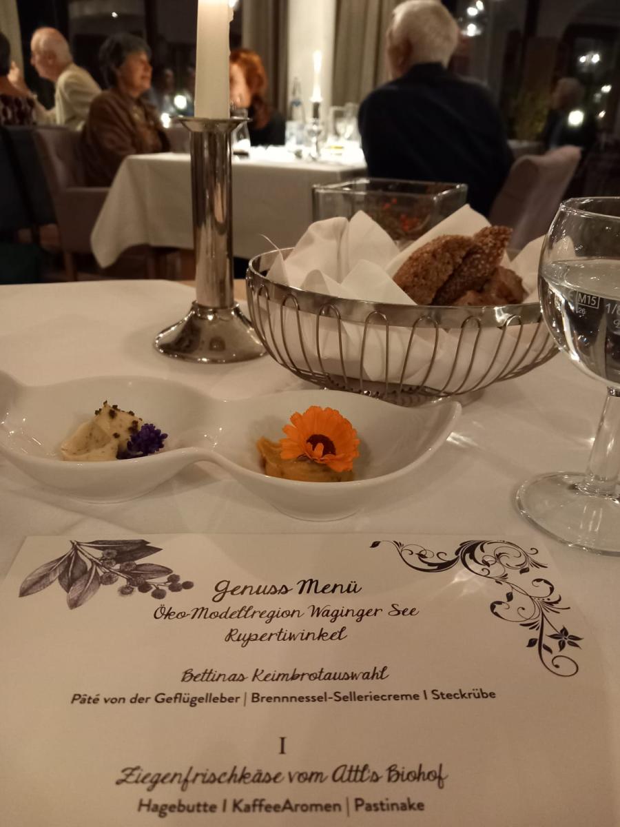 Couvert mit Brot von Bettina Edmeier_Bettinas Keim Backstube
