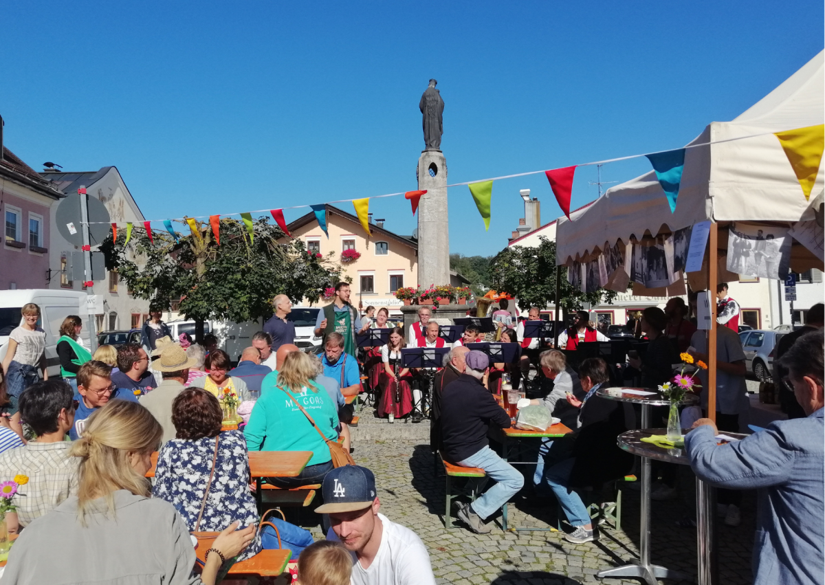 Menschen auf einem Fest