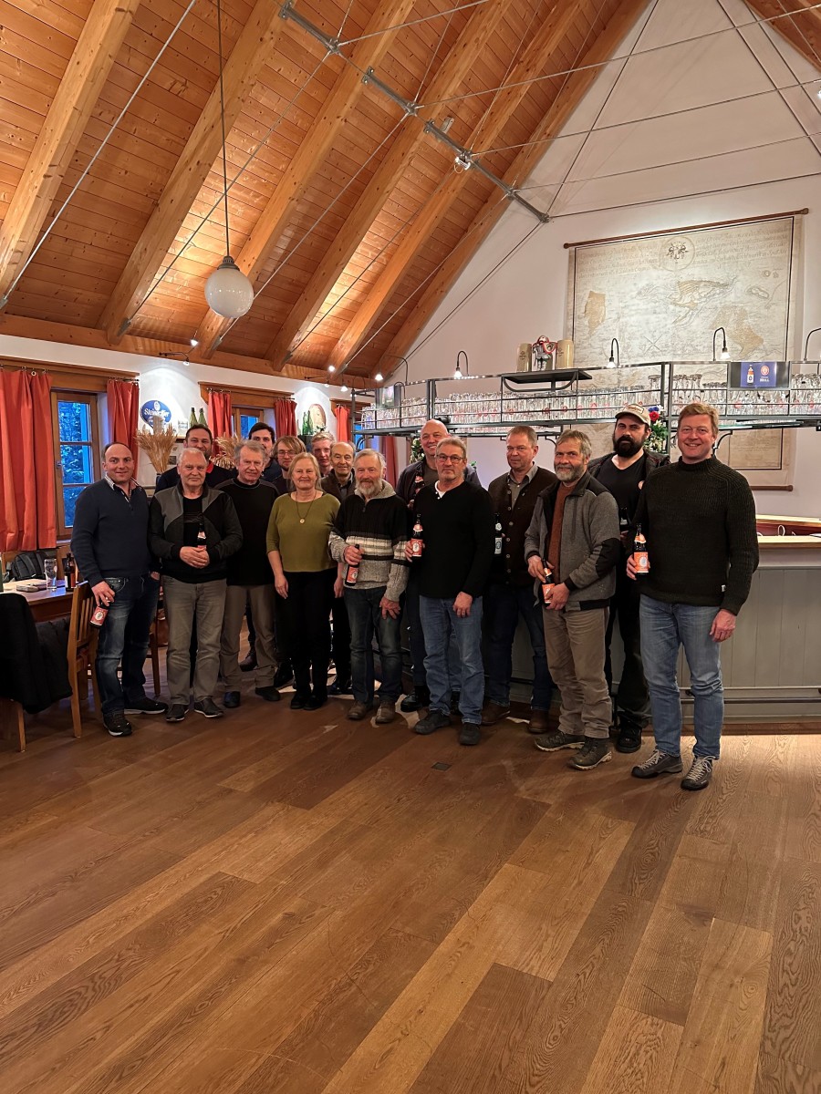Biobauern, die an der Braugerstenkooperation der Ökomodellregion Waginger See-Rupertiwinkel teilnehmen, trafen sich zu Jahresbeginn zum Erfahrungsaustausch in der Brauerei Stein.